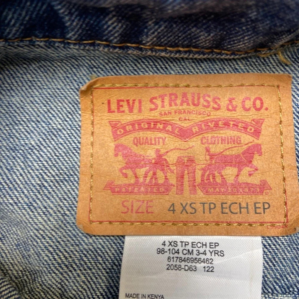 Levi's Trucker Jacket Girls 4XS Blue Denim Chest Pockets Button Front Collared